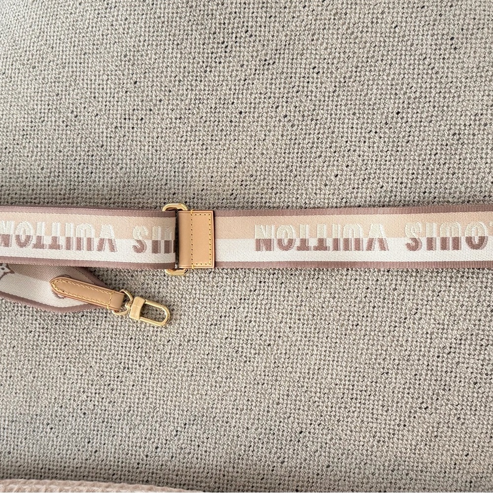 Louis Vuitton Bandouliere Strap for speedy 20. - Picture 2 of 11